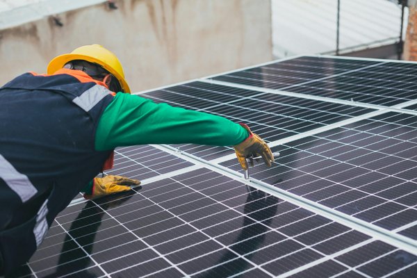Panneau solaire photovoltaïque : les secrets d'une satisfaction client